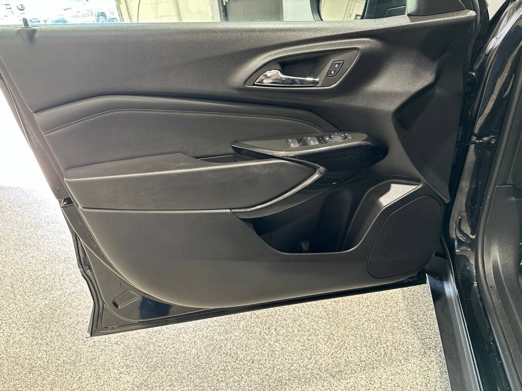 Certified 2024 Chevrolet Trax ACTIV FWD image 12