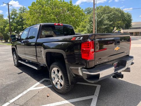 Used 2019 Chevrolet Silverado 2500 LTZ w/ Duramax Plus Package image 8