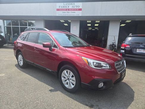 Used 2015 Subaru Outback 2.5i Premium AWD/4WD image 10
