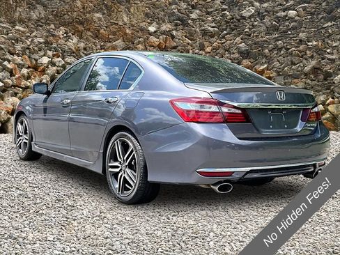 Used 2017 Honda Accord Sport image 11