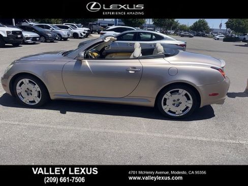 Used 2002 Lexus SC 430 Convertible RWD image 6