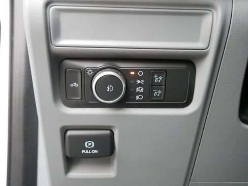 Used 2022 Ford F150 XLT w/ Equipment Group 301A Mid AWD/4WD image 16