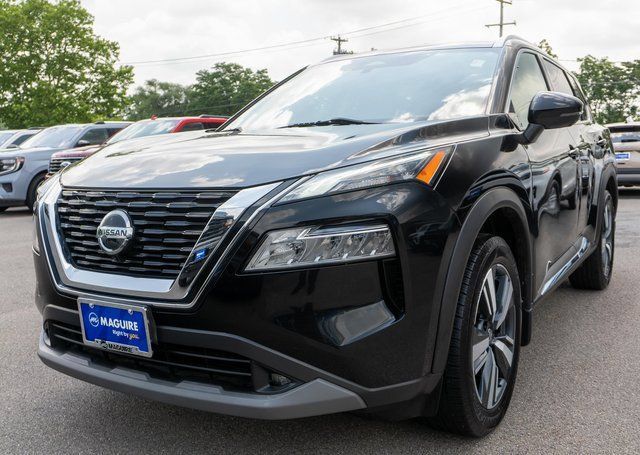 Used 2021 Nissan Rogue SL AWD/4WD image 2