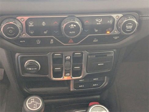 Used 2024 Jeep Wrangler Sahara w/ Technology Group image 22