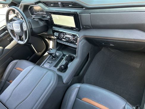 Used 2024 GMC Sierra 1500 AT4 w/ Technology Package image 28