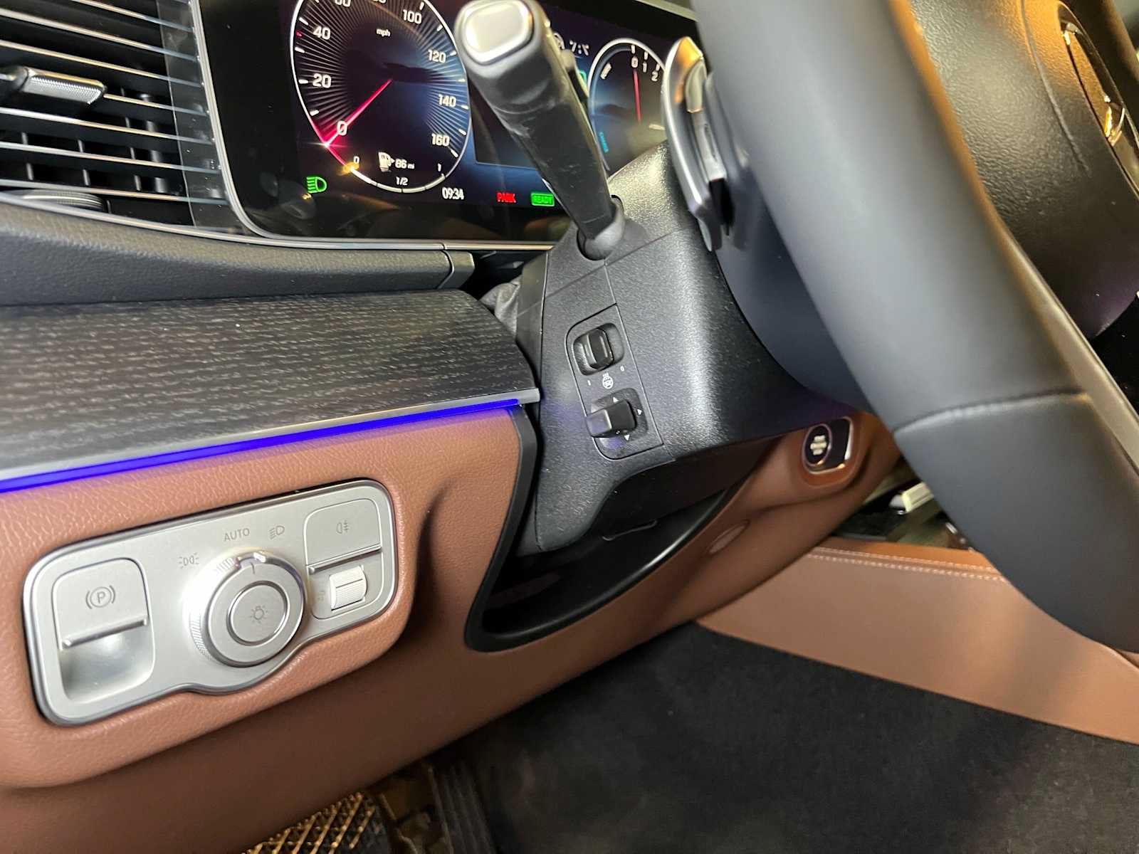 New 2026 Mercedes-Benz GLE 450e 4MATIC image 27