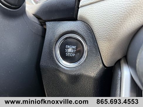 Used 2020 Toyota RAV4 XLE FWD image 23