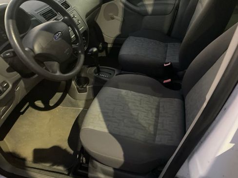 Used 2005 Ford Focus ZX4 Sedan image 15