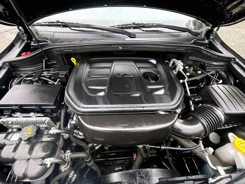 Used 2019 Jeep Grand Cherokee Overland image 9