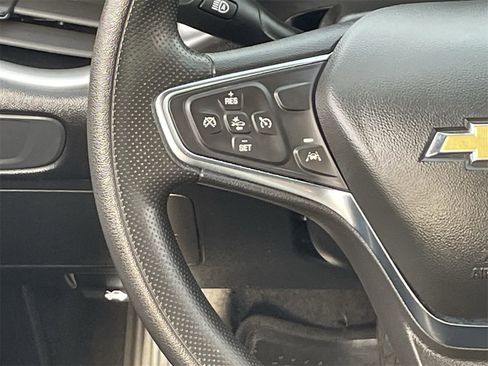 Used 2024 Chevrolet Malibu LT image 19