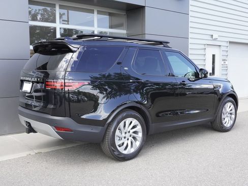 New 2026 Land Rover Discovery S AWD/4WD image 4