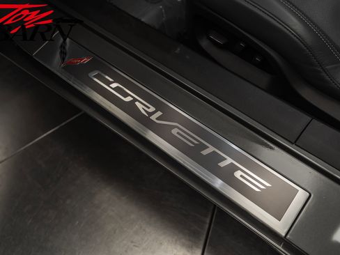 Used 2016 Chevrolet Corvette Z06 w/ 3LZ Preferred Equipment Group image 32