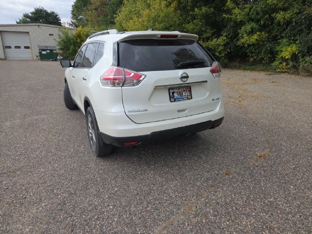 Used 2015 Nissan Rogue SL w/ SL Premium Package AWD/4WD image 9