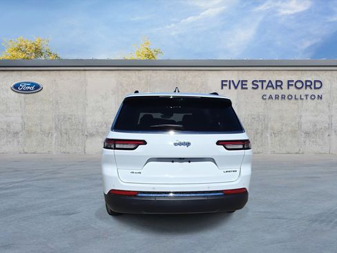 Used 2023 Jeep Grand Cherokee L Limited w/ Luxury Tech Group II image 7