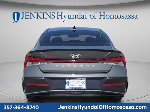 New 2026 Hyundai Elantra SEL Sport Premium FWD image 5