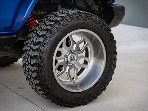 Used 2021 Ford Bronco First Edition image 9