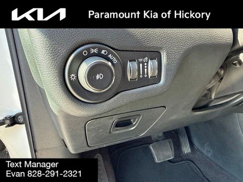 Used 2016 Jeep Cherokee Limited AWD/4WD image 18
