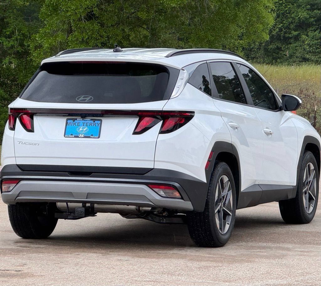 New 2026 Hyundai Tucson SEL Plus FWD image 12