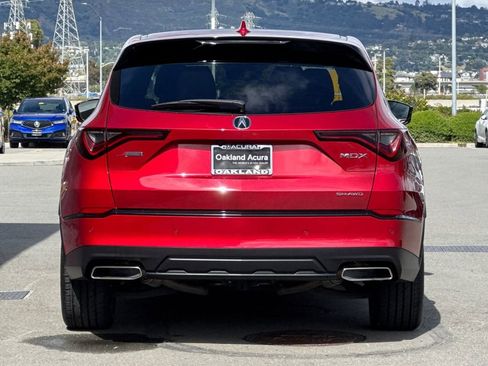 Used 2023 Acura MDX A-Spec image 5