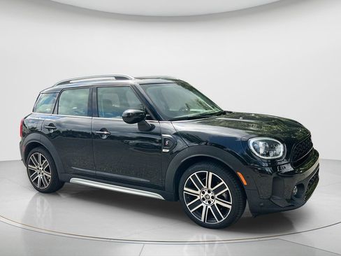 Used 2023 MINI Cooper Countryman S FWD image 3