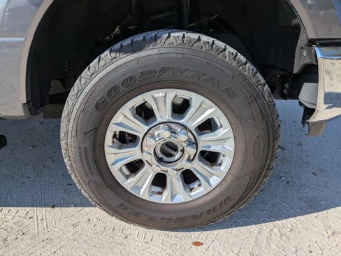 Used 2022 Ford F350 XLT w/ XLT Value Package image 10