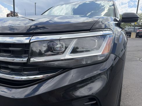 Used 2022 Volkswagen Atlas SE w/ Panoramic Sunroof Package AWD/4WD image 7