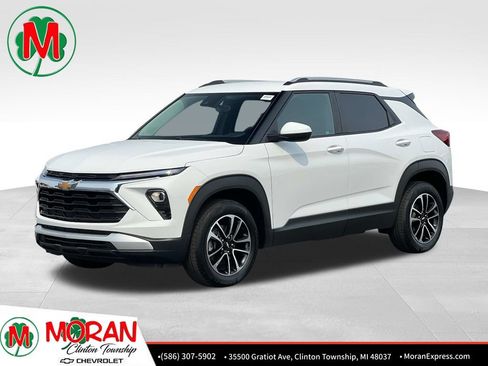 Certified 2024 Chevrolet TrailBlazer LT w/ Driver Confidence Package AWD/4WD image 1