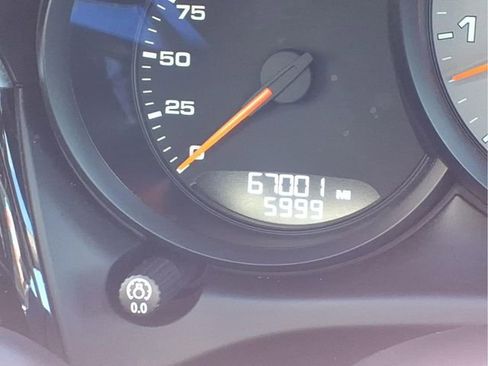 Used 2021 Porsche Macan S image 13