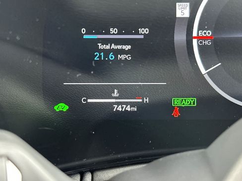 Certified 2026 Lexus TX 500h AWD w/ Technology Package image 32