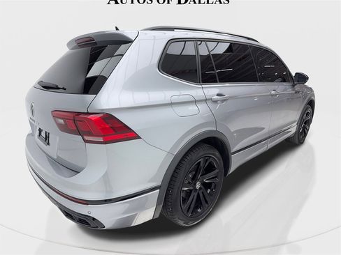 Used 2024 Volkswagen Tiguan SE R-Line image 9