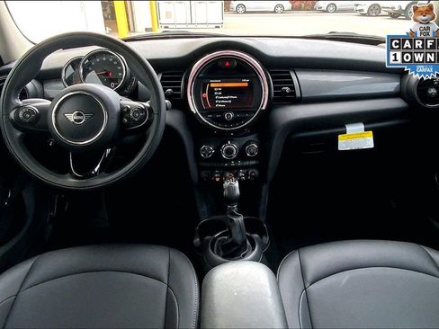 Used 2019 MINI Cooper 4-Door Hardtop image 12