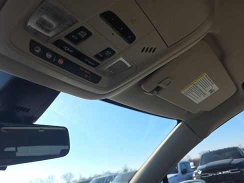 Used 2020 Buick Enclave Essence w/ Sound and Sites Package image 49