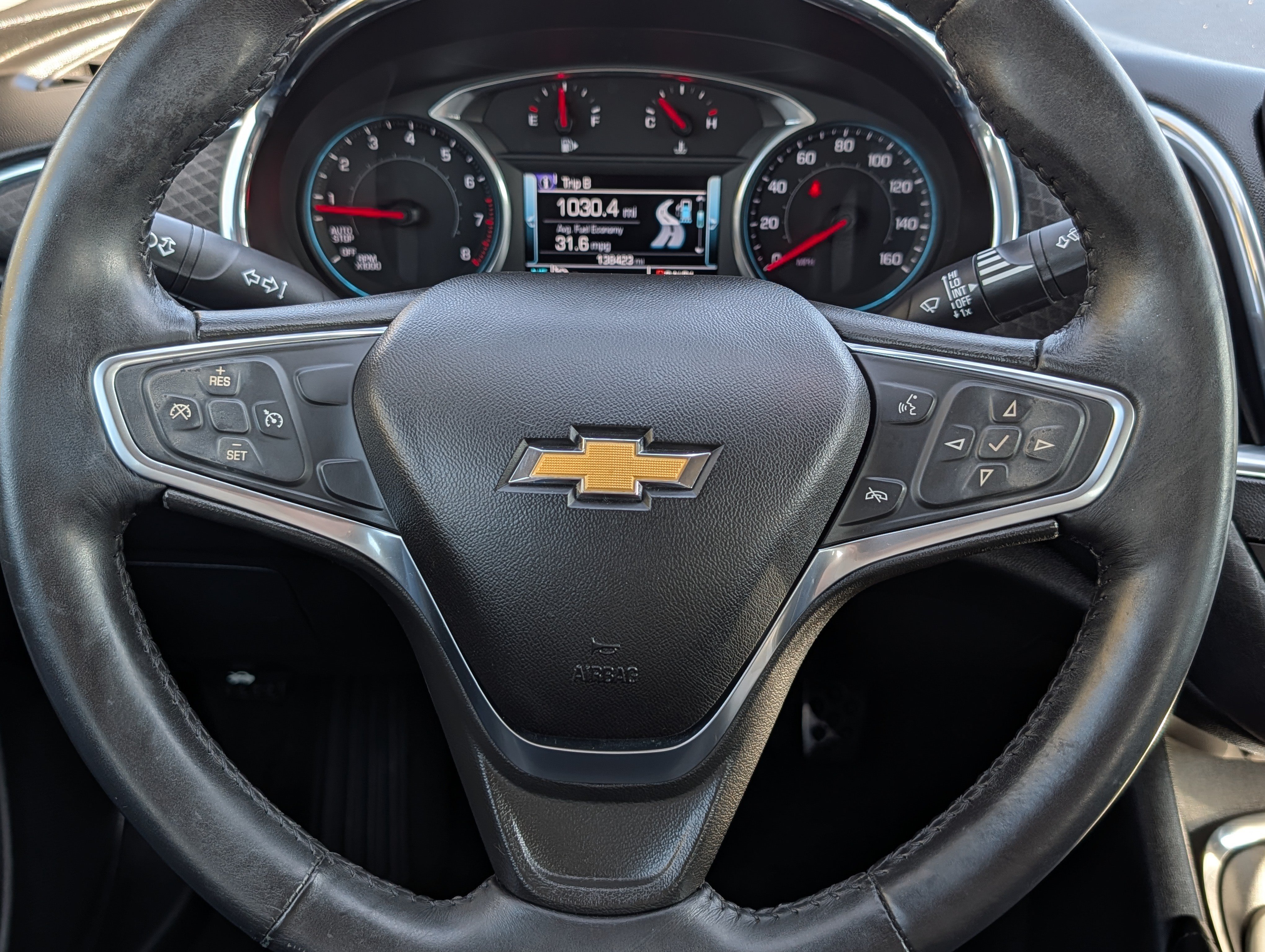 Used 2017 Chevrolet Malibu LT FWD image 25