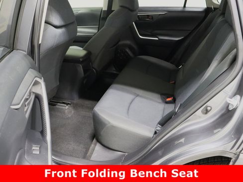 Used 2019 Toyota RAV4 LE image 24