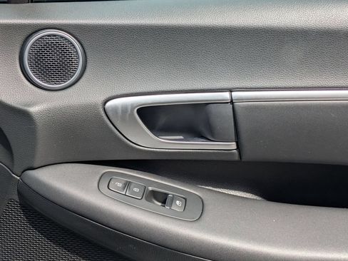 Used 2025 Hyundai Sonata SEL FWD image 33
