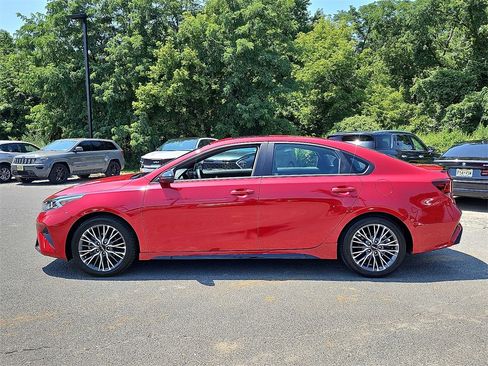 Used 2024 Kia Forte GT-Line w/ GT-Line Premium Package image 4