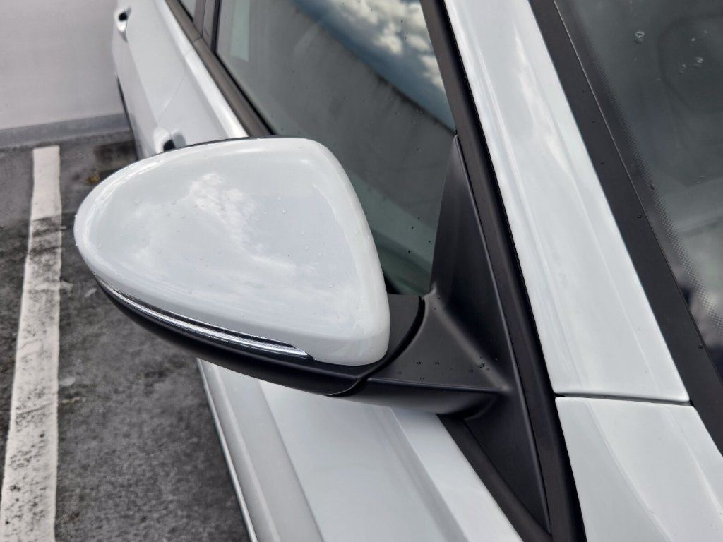 Used 2023 Volkswagen Jetta GLI Autobahn FWD image 10