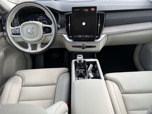 New 2026 Volvo XC90 B6 Ultra w/ Protection Package image 11