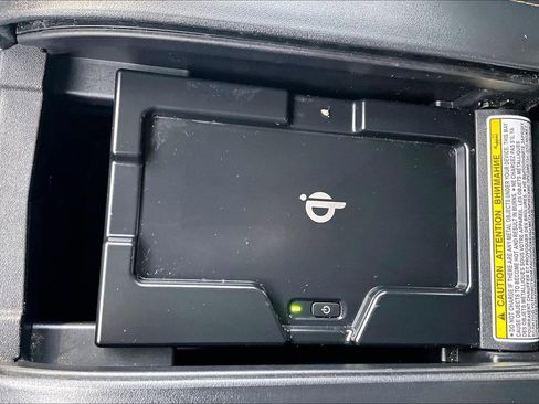 Used 2022 Toyota Highlander Bronze Edition image 33