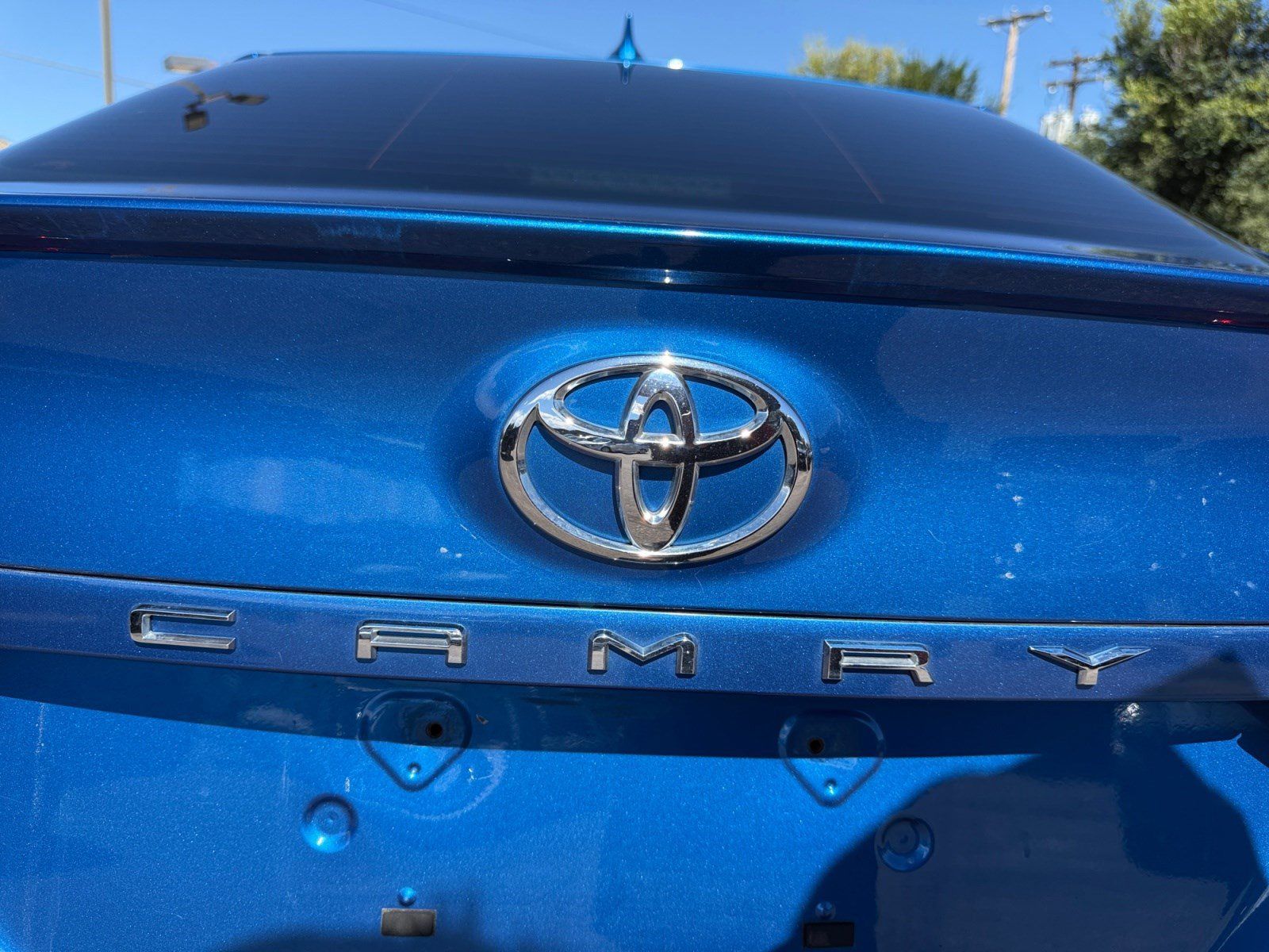 Used 2019 Toyota Camry SE FWD image 22
