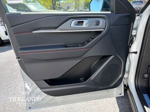 New 2026 Ford Explorer ST-Line RWD image 12