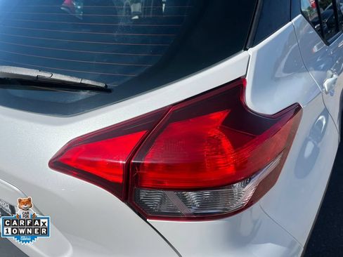 Used 2019 Nissan Kicks SR w/ SR Premium Package FWD image 43