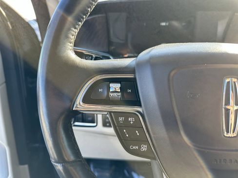 Used 2021 Lincoln Navigator L Reserve w/ Luxury Package image 21