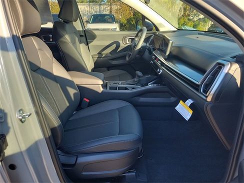 New 2026 Kia Sorento S image 7