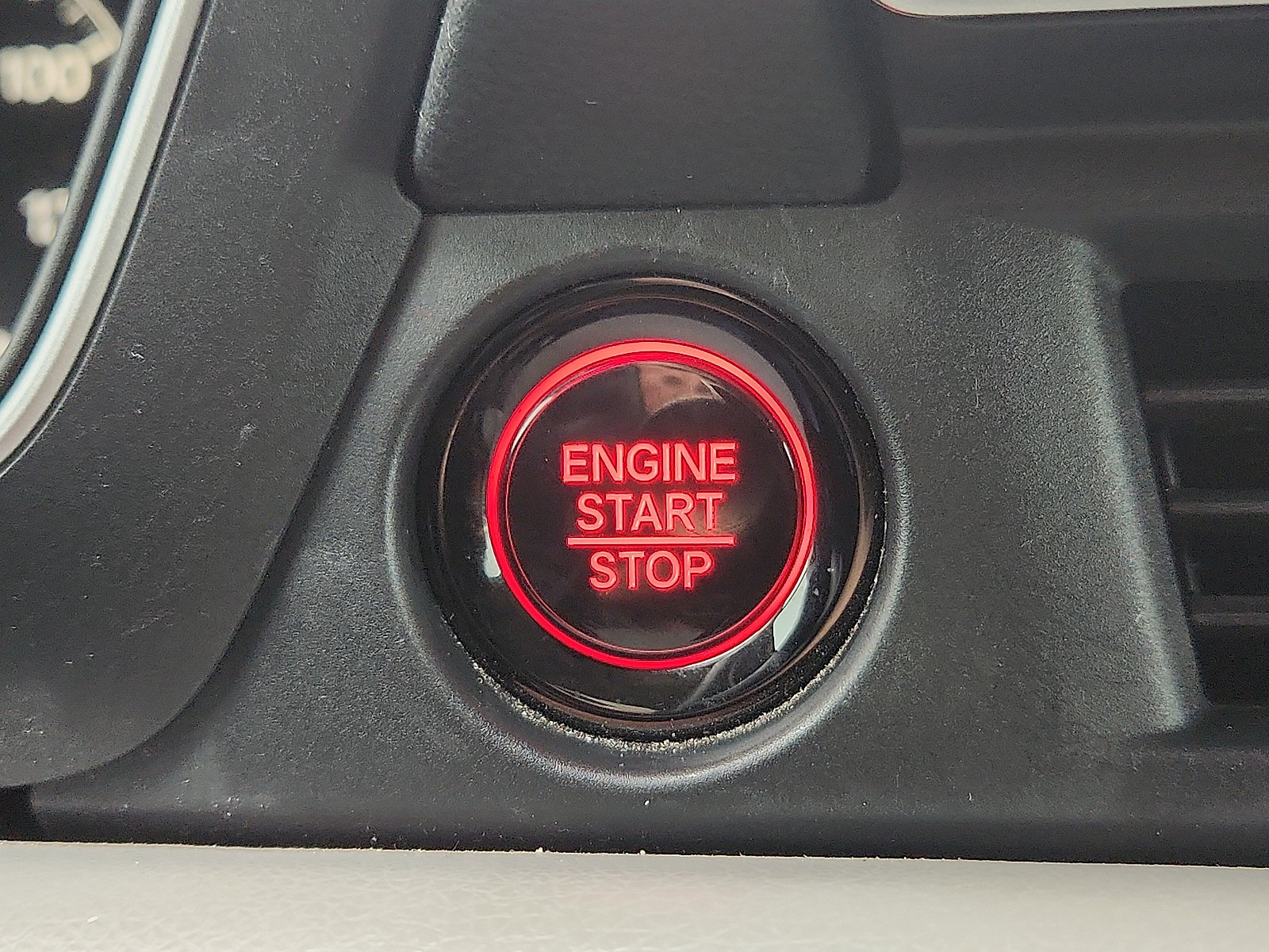 Used 2025 Honda Pilot Touring image 21