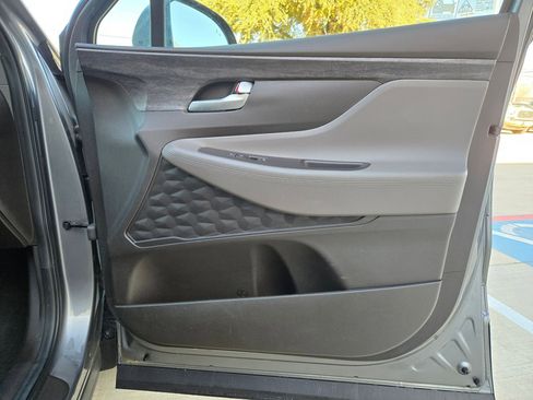 Used 2019 Hyundai Santa Fe SE image 31