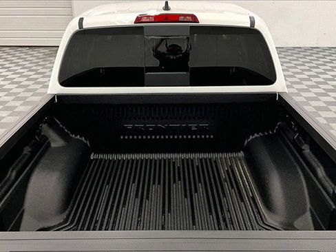 New 2025 Nissan Frontier SV image 16