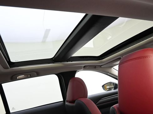 Used 2025 MAZDA CX-50 2.5 Hybrid w/ Premium Plus Pkg image 17