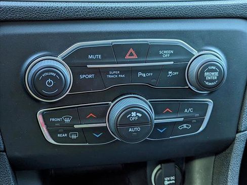 Used 2023 Dodge Charger R/T w/ Blacktop Package image 15