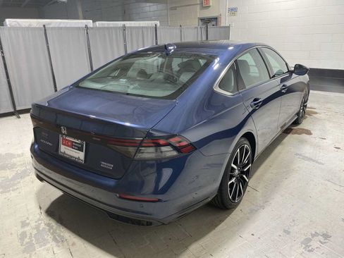 Used 2025 Honda Accord Touring image 26